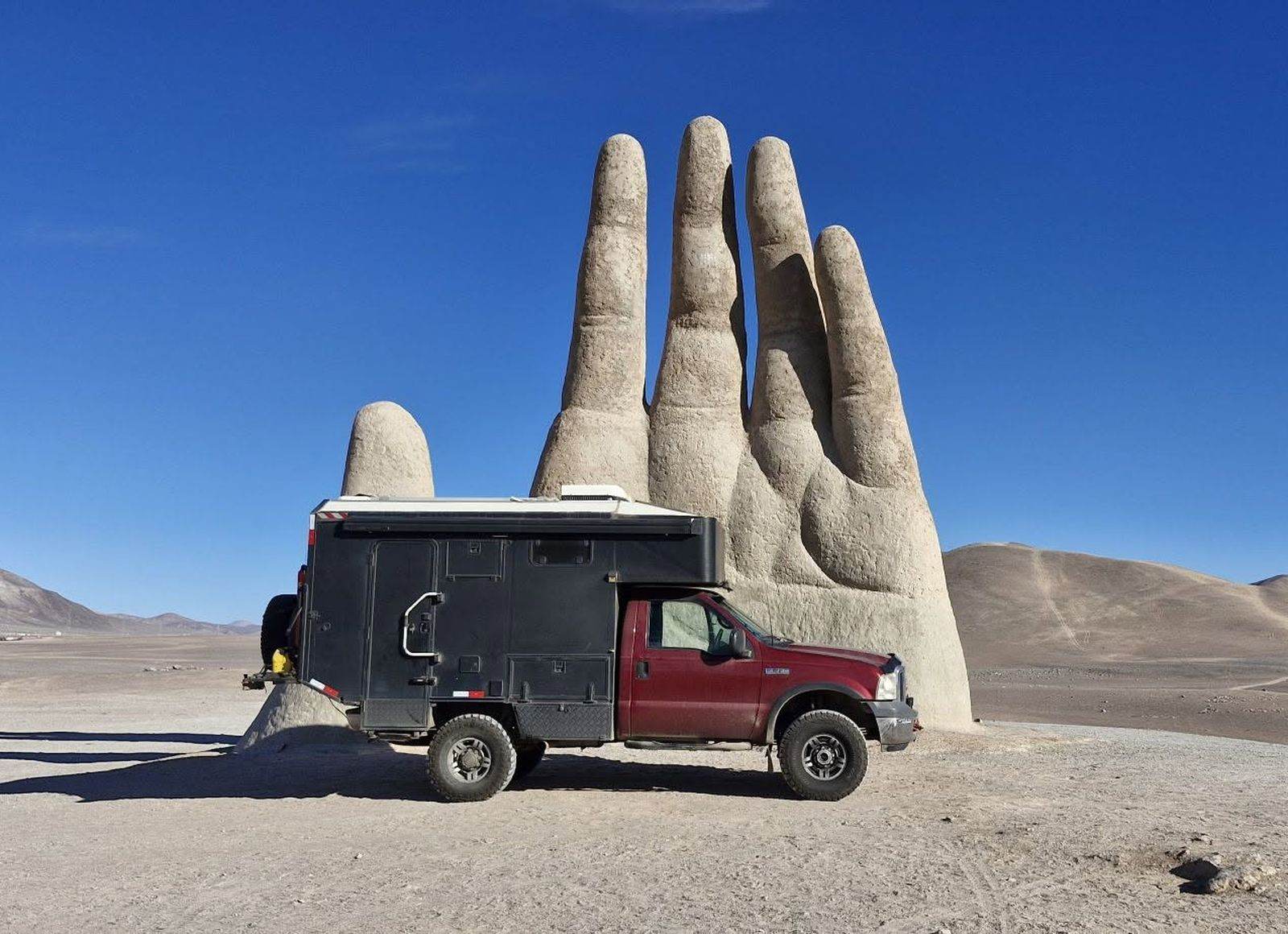 Motorhome 4x4 de expedição no deserto do Atacama com suspensão PS Amortecedores