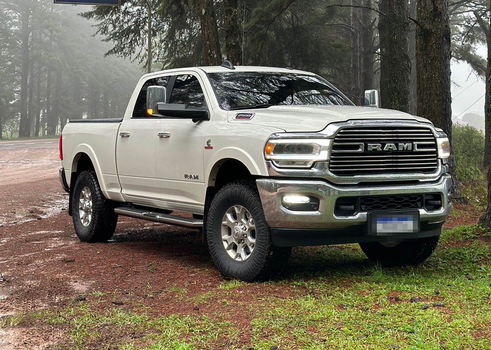 RAM 2500 com suspensão PS Amortecedores linha Premium Pick Ups